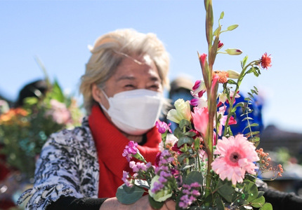 國(guó)慶逢佳節(jié) 多地民眾樂享重陽(yáng)